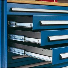 Vorschau: Werkzeugschrank - Schlitzplatten - 4 Schubladen - 1 Boden - Arbeitsplatte - grau/blau online kaufen - Verwendung 2