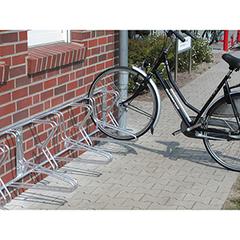 Vorschau: Fahrradständer Modell Arinos, Reihenständer zur Wandbefestigung, feuerverz., Hoch-Tiefstellung 90 Grad, 5er Stand, Gesamtlänge 1750 mm online kaufen - Verwendung 1